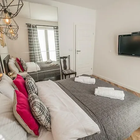 Stylowy & Bike & Grill Щирк